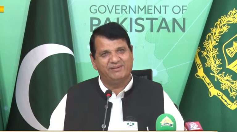 آزاد کشمیر کے عوام کے ساتھ وفاقی حکومت نے جو معاہدہ کیا ہے اس کا حکومت کی تبدیلی سے کوئی تعلق نہیں، انجینئر امیر مقام کی پریس کانفرنس