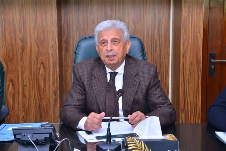 27 ویں ترمیم پر عمل درآمد سے افواج پاکستان کی چین آف کمانڈ کا نظام دنیا کے ترقی یافتہ ممالک کے ڈیفنس کمانڈ سسٹم کے برابر ہو جائے گا،رانا تنویر حسین