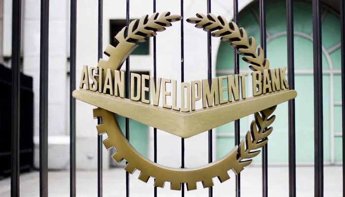 ADB Raises Pakistan Growth Forecast to 3.5% but Flags Global Risks