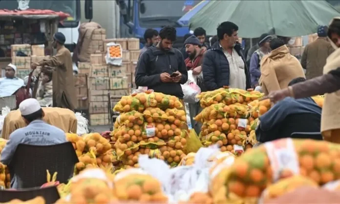 Prices of Vegetables, Fruits and Flour Rise Ahead of Ramazan in Karachi